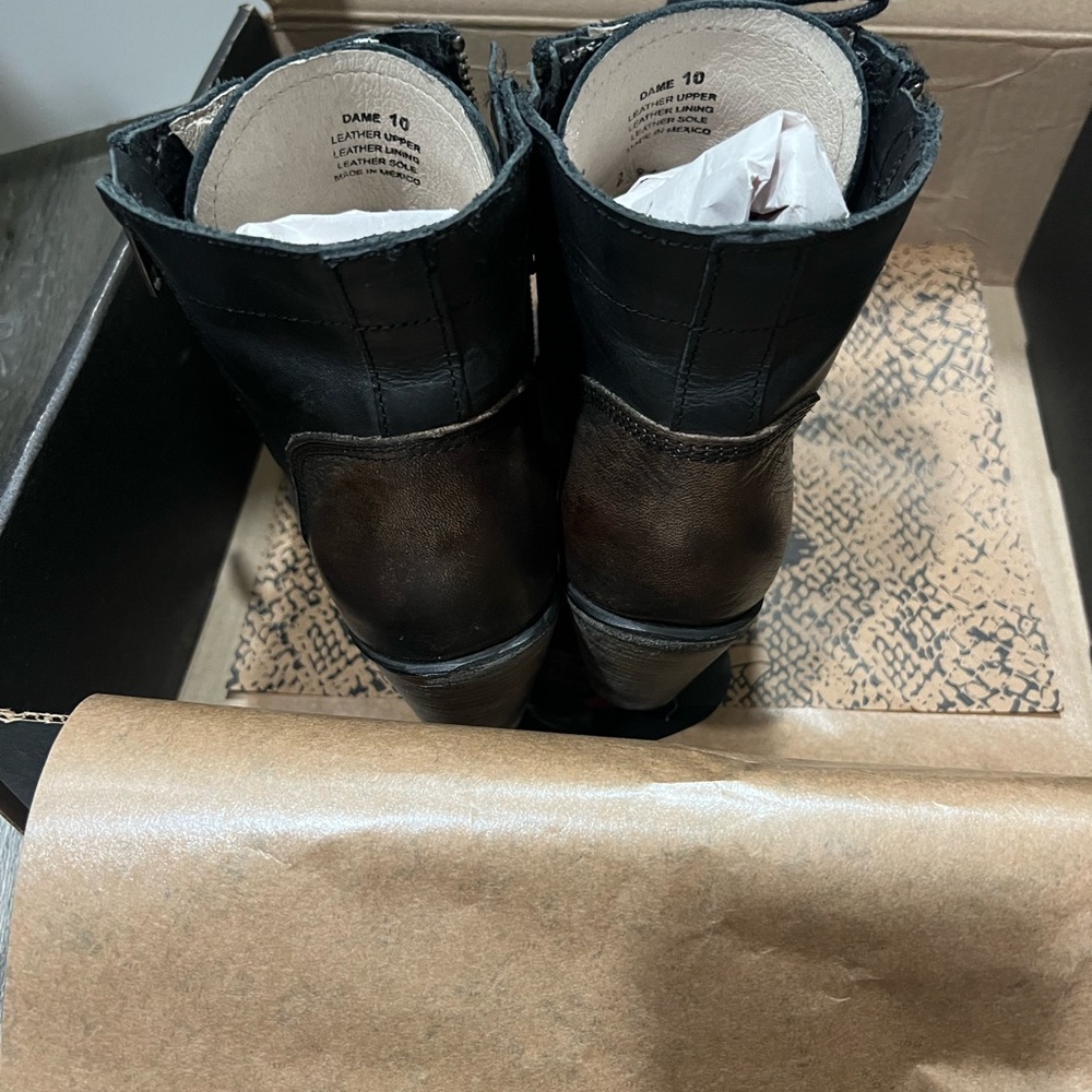 Freebird Black and Brown shoes - Picture 8 of 13
